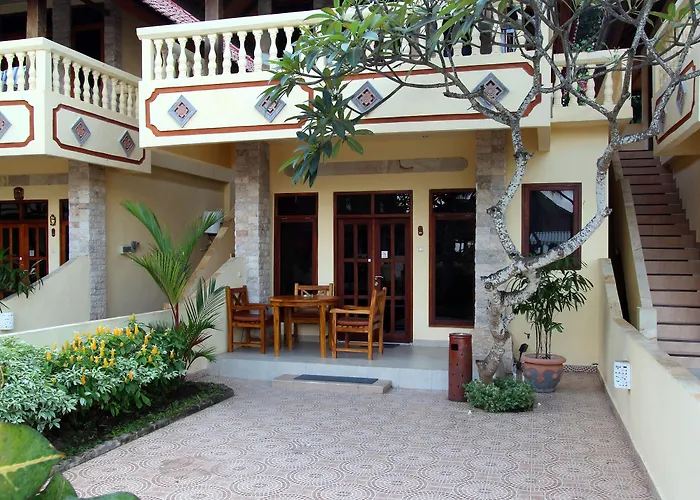 Bali Palms Hotel 4*